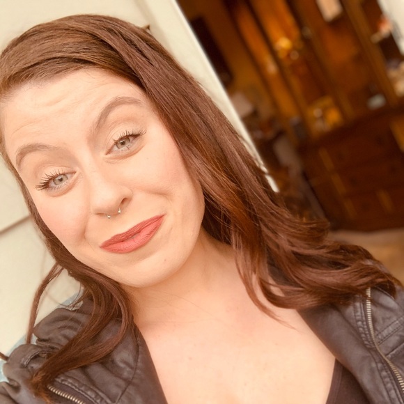 hollyventura40
